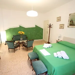 3* Penzion Next Stop Affittacamere Casilino